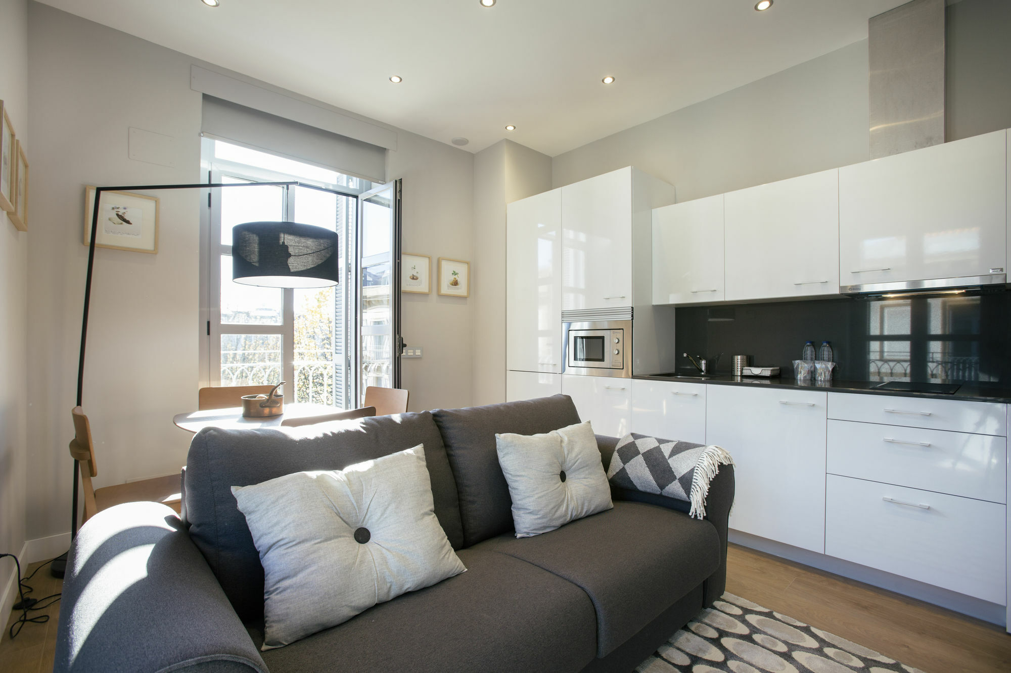 Legazpi Doce Rooms & Suites San Sebastián Exteriér fotografie