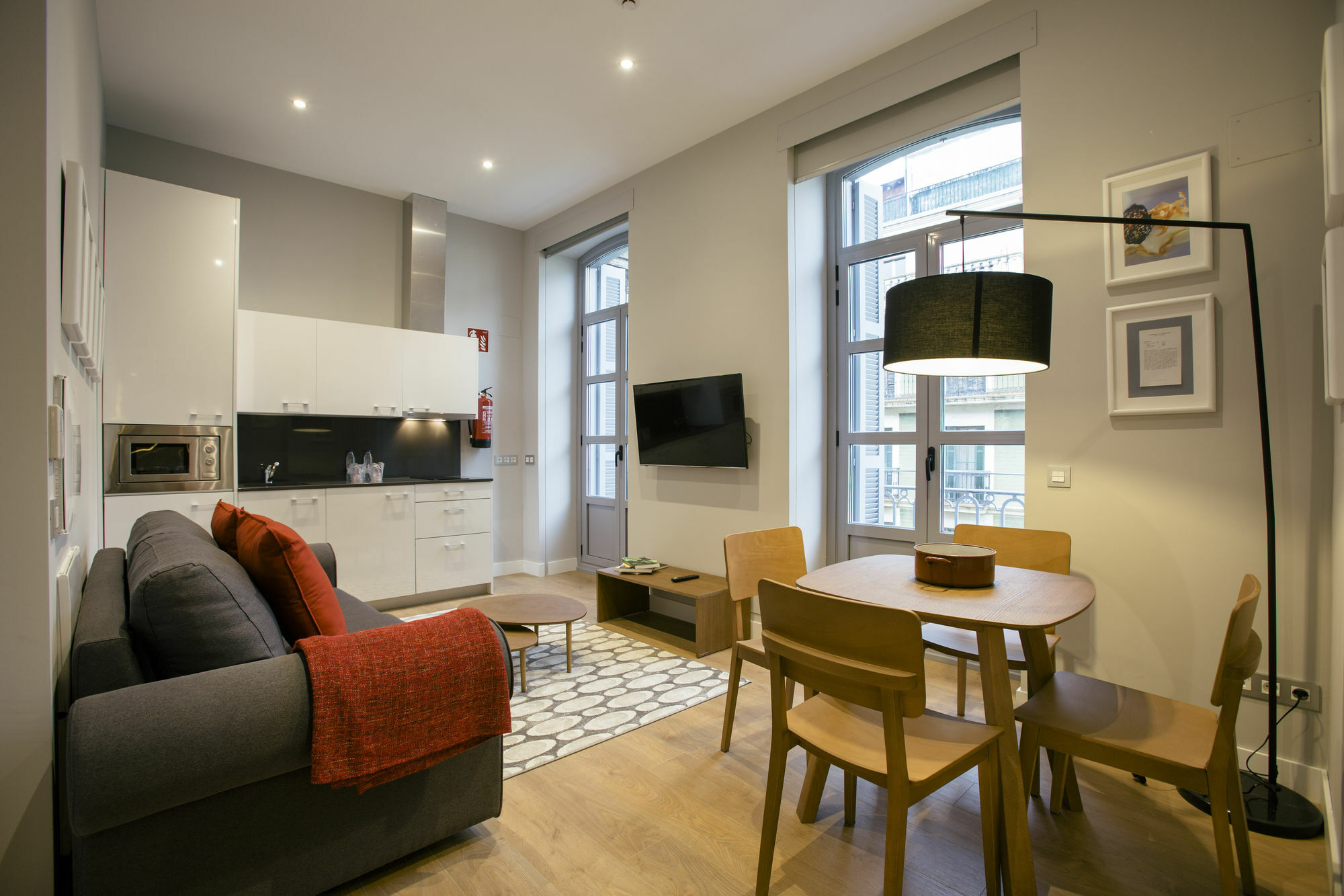Legazpi Doce Rooms & Suites San Sebastián Exteriér fotografie